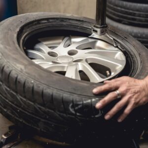 breaking a tire bead