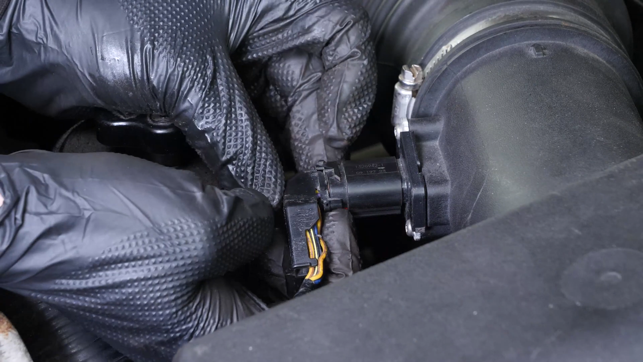 Access the air filter