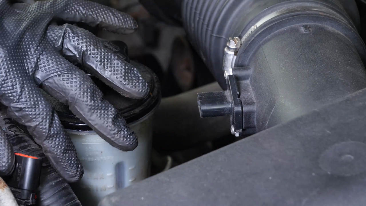 Access the air filter