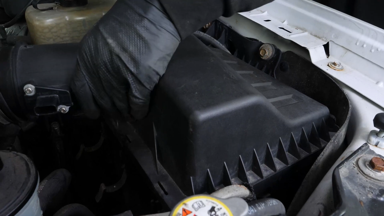 Access the air filter