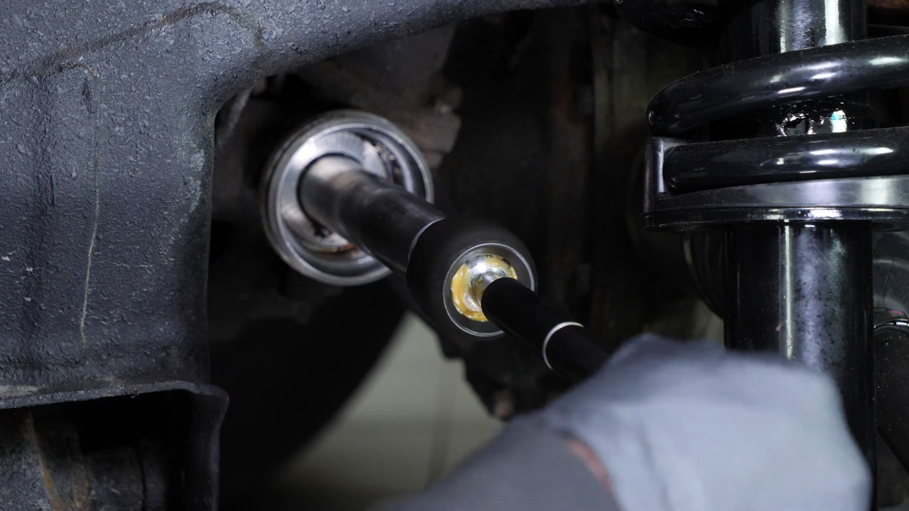 Put the inner tied rod back