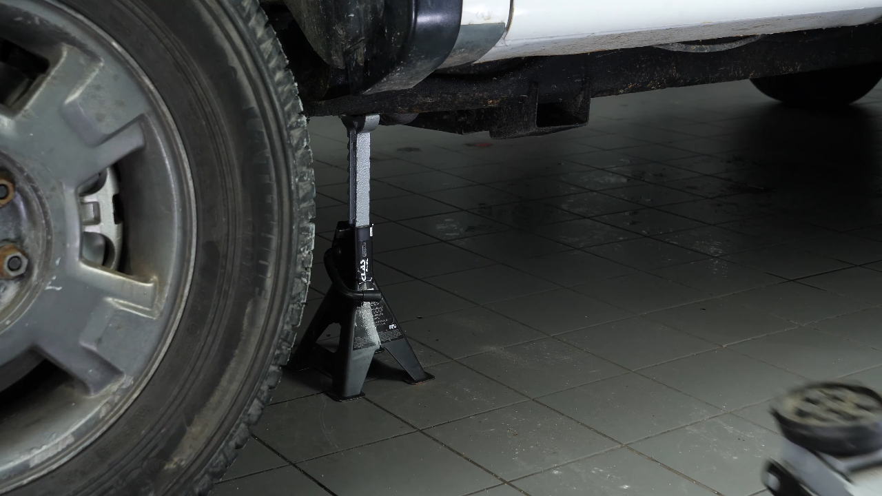Lift the vehicle