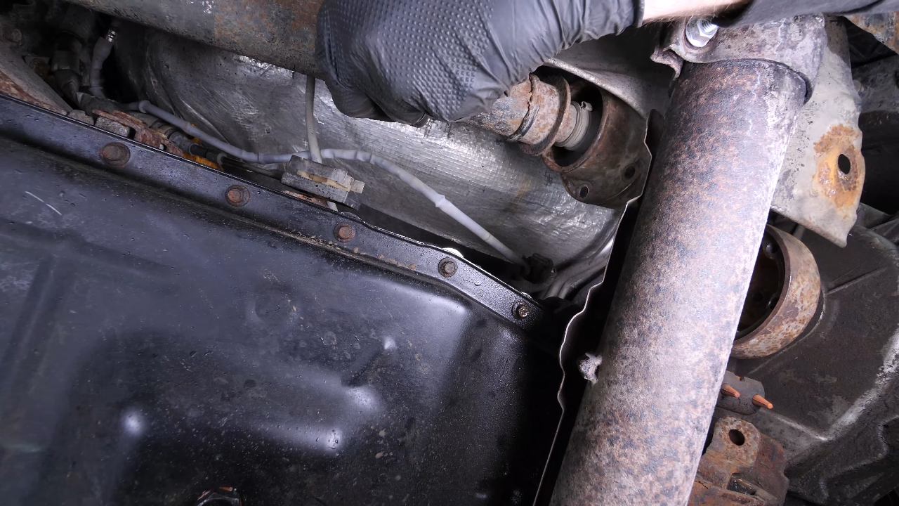 Disconnect the oxygen sensor