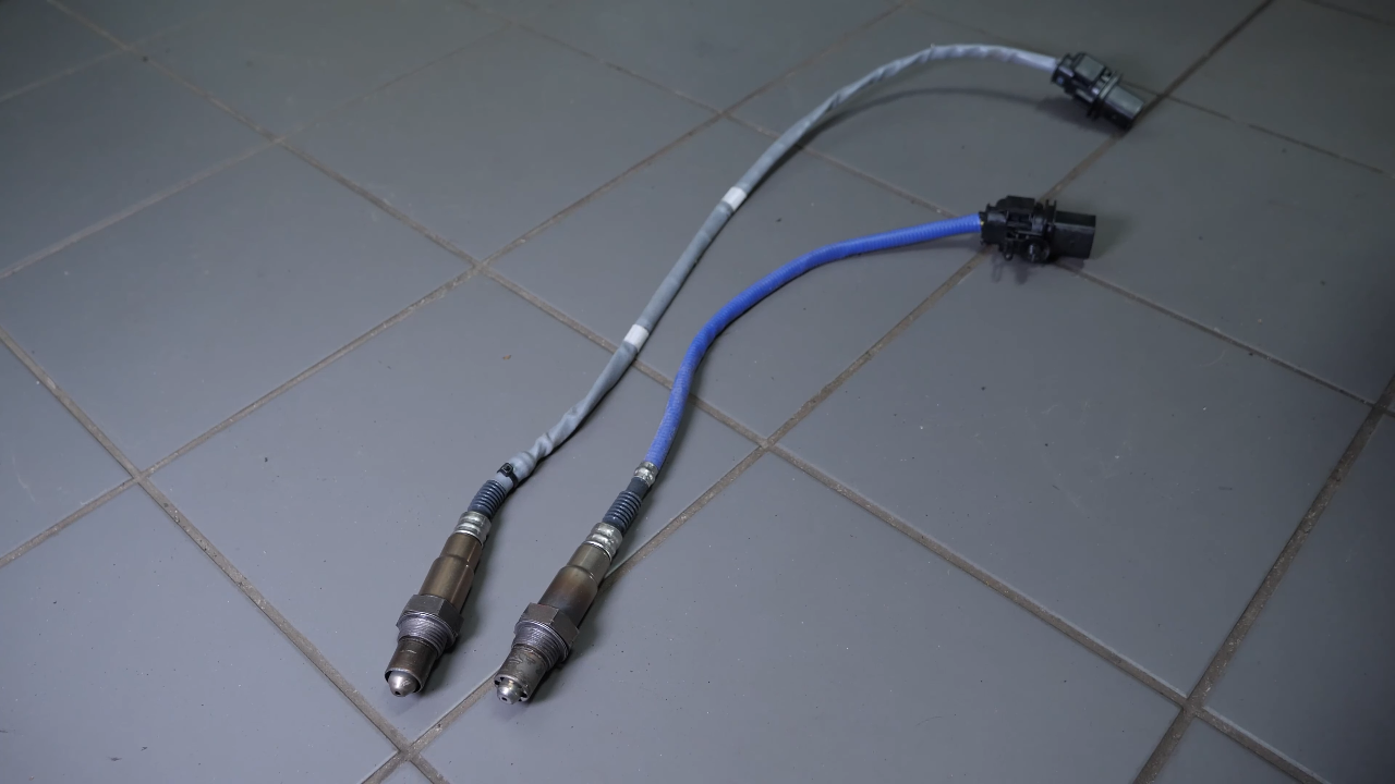 Install the oxygen sensor