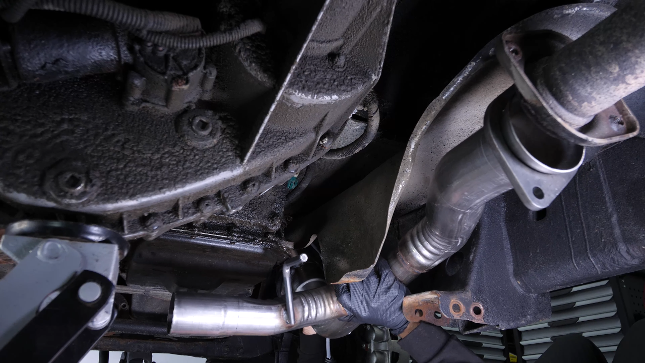 Install the oxygen sensor