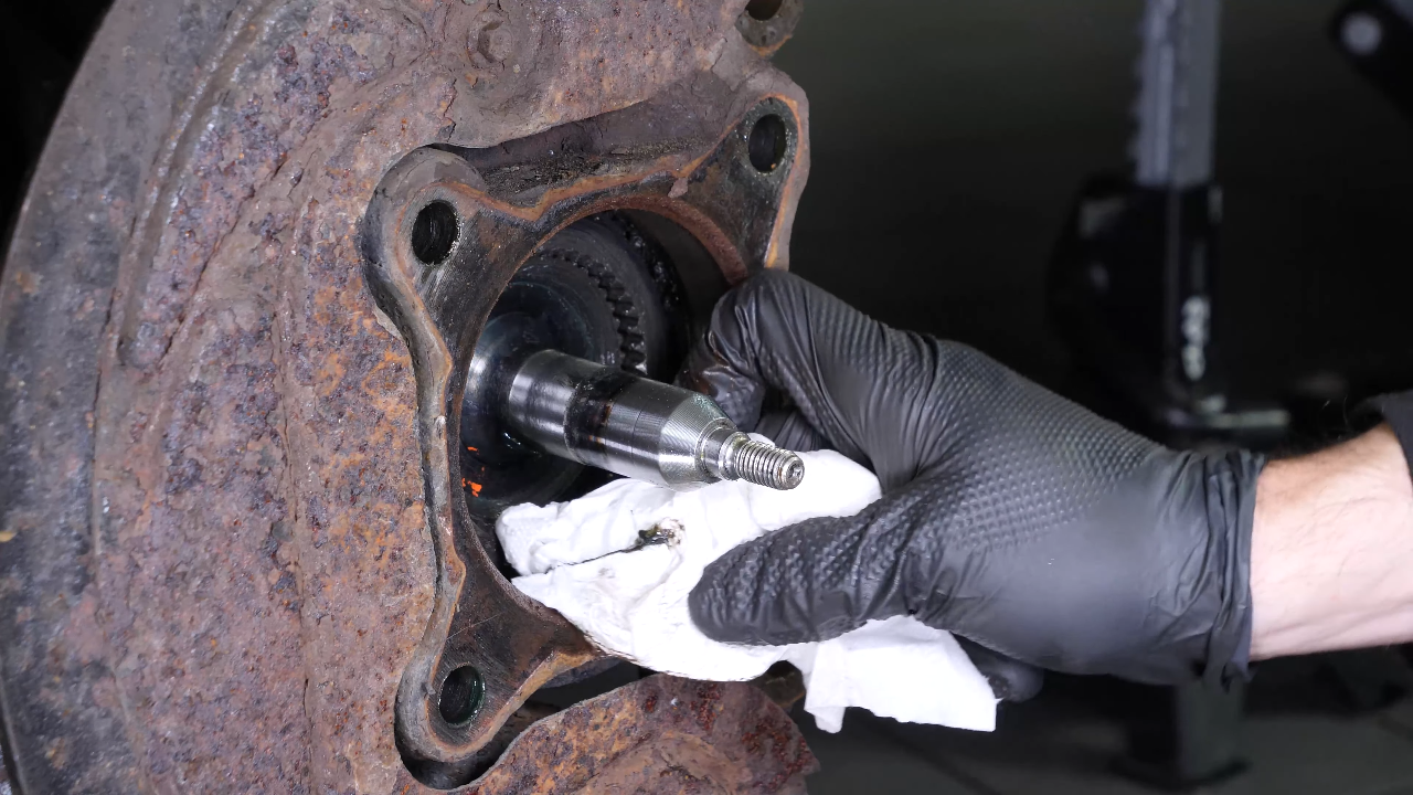 Prepare the installation of the new part