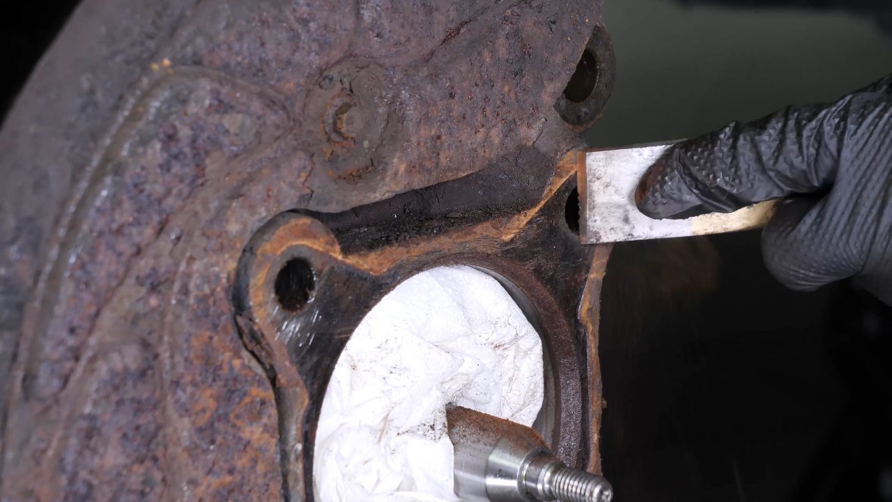 Prepare the installation of the new part