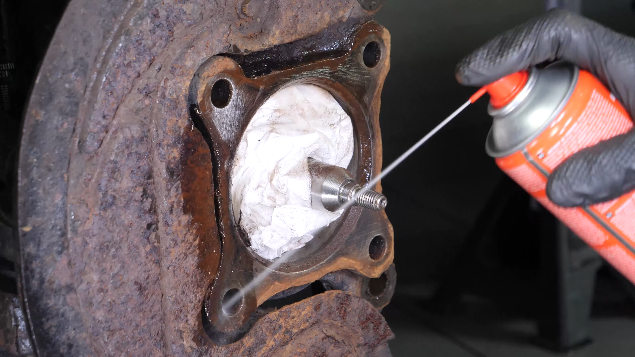 Prepare the installation of the new part