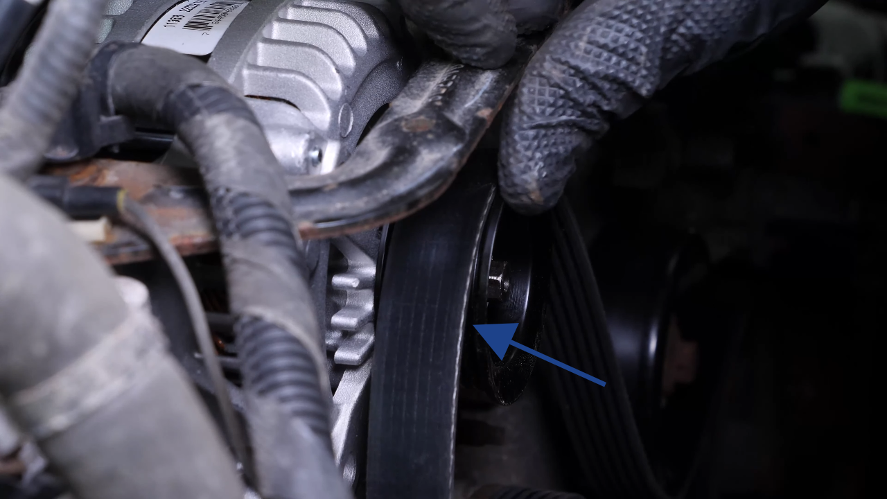 Put the the water pump pulley back + tightening torques