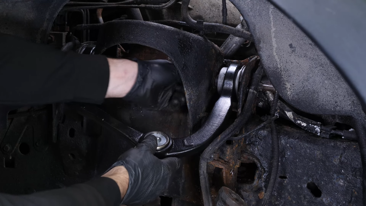 Prepare the new control arm