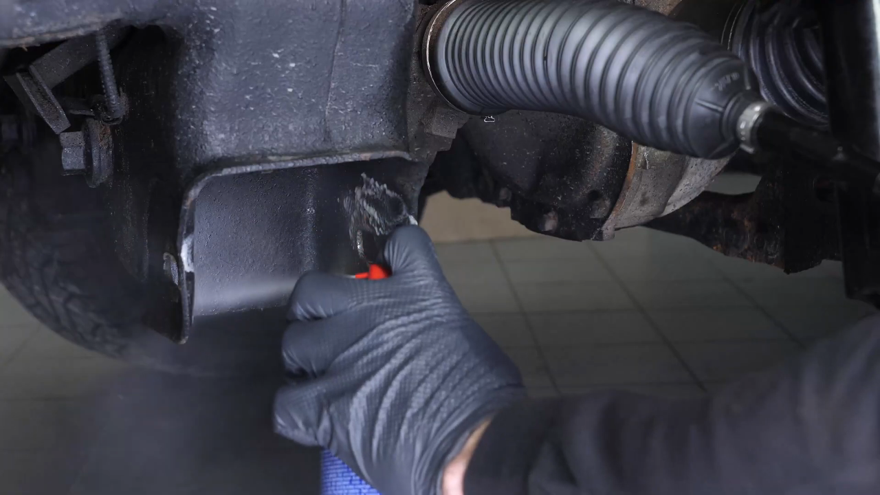 Prepare the new control arm