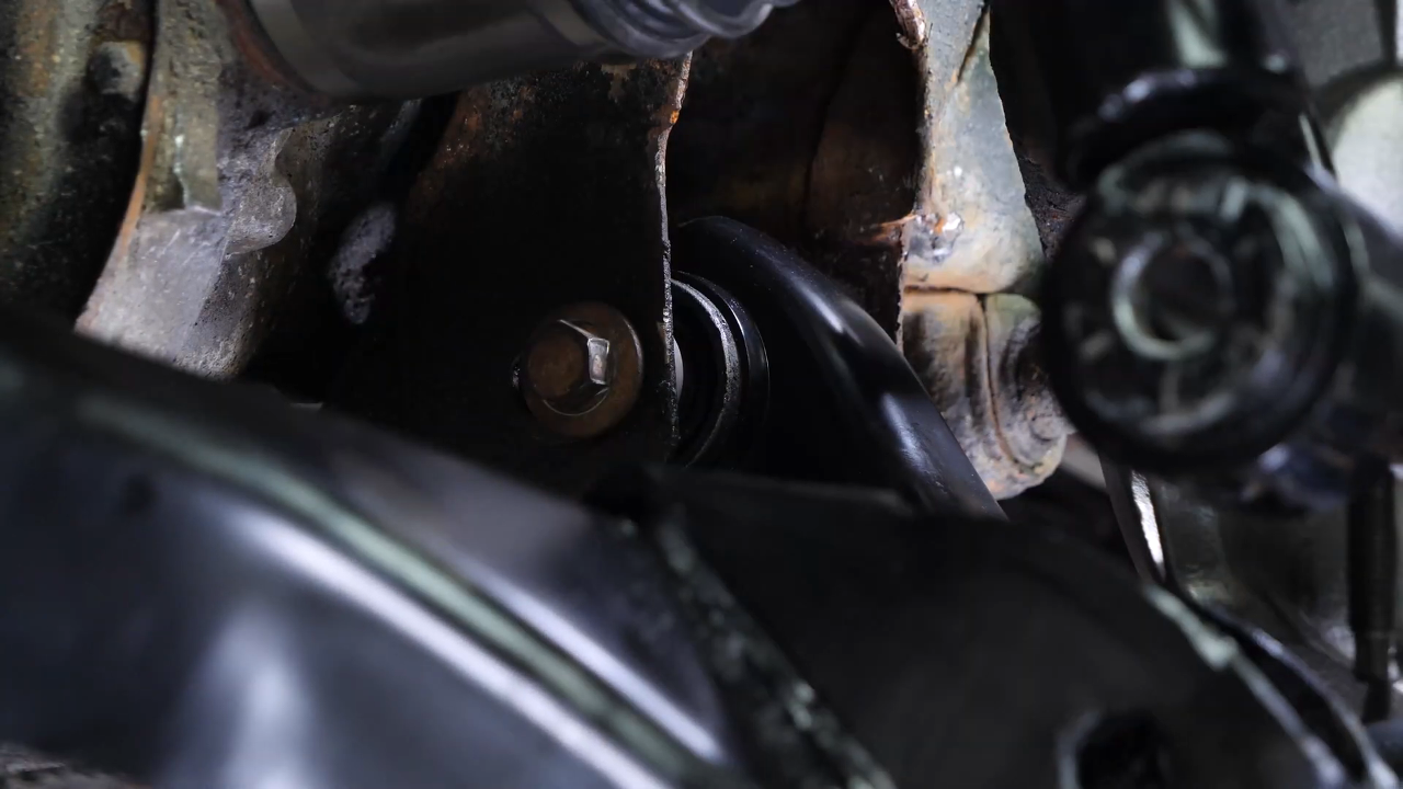 Prepare the new control arm