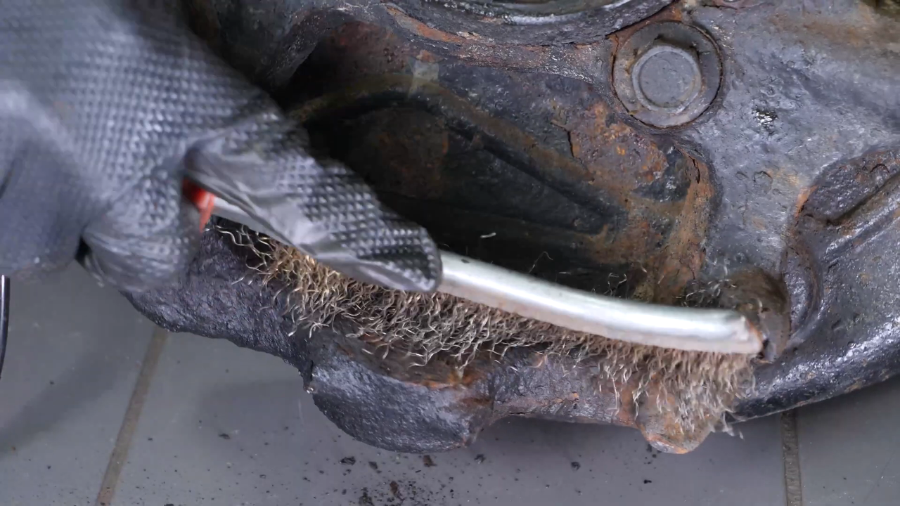 Install the new strut