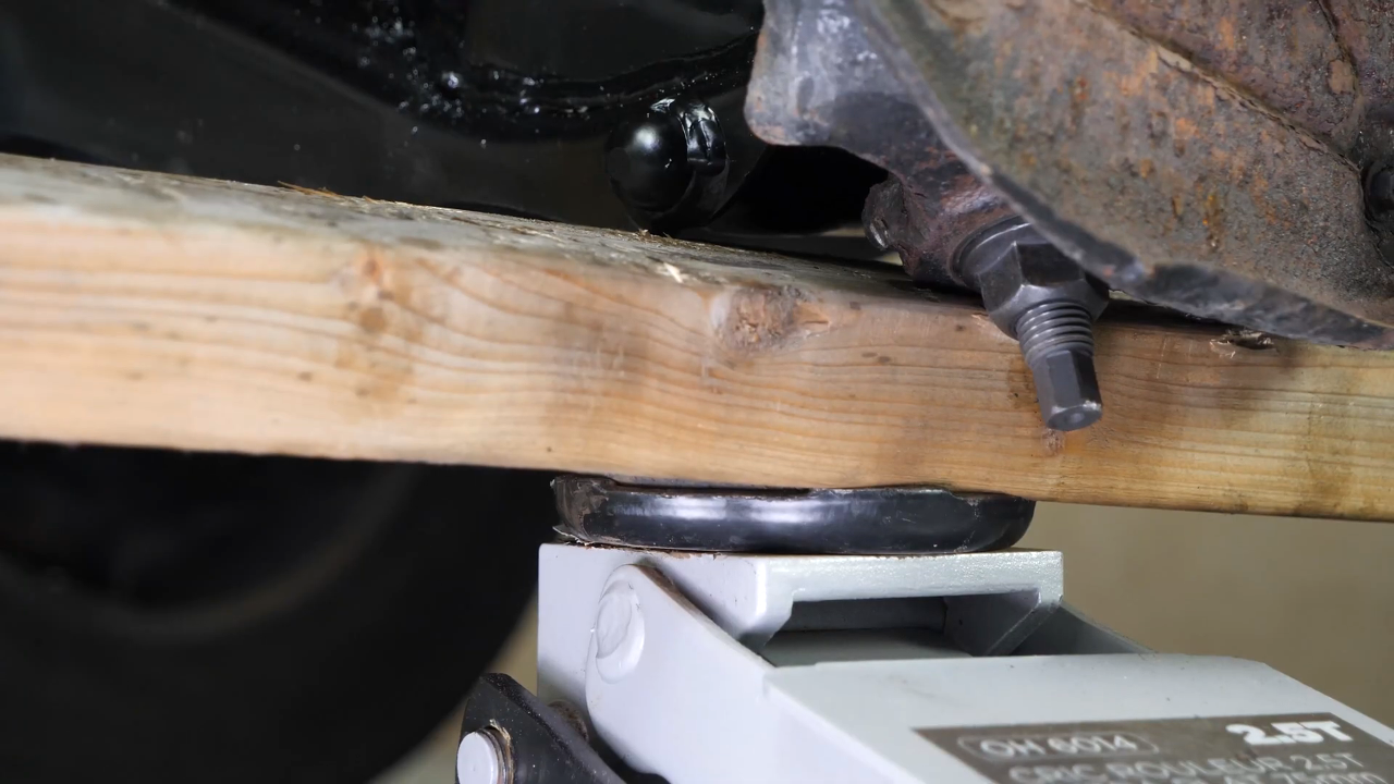 Put the outer tie rod back