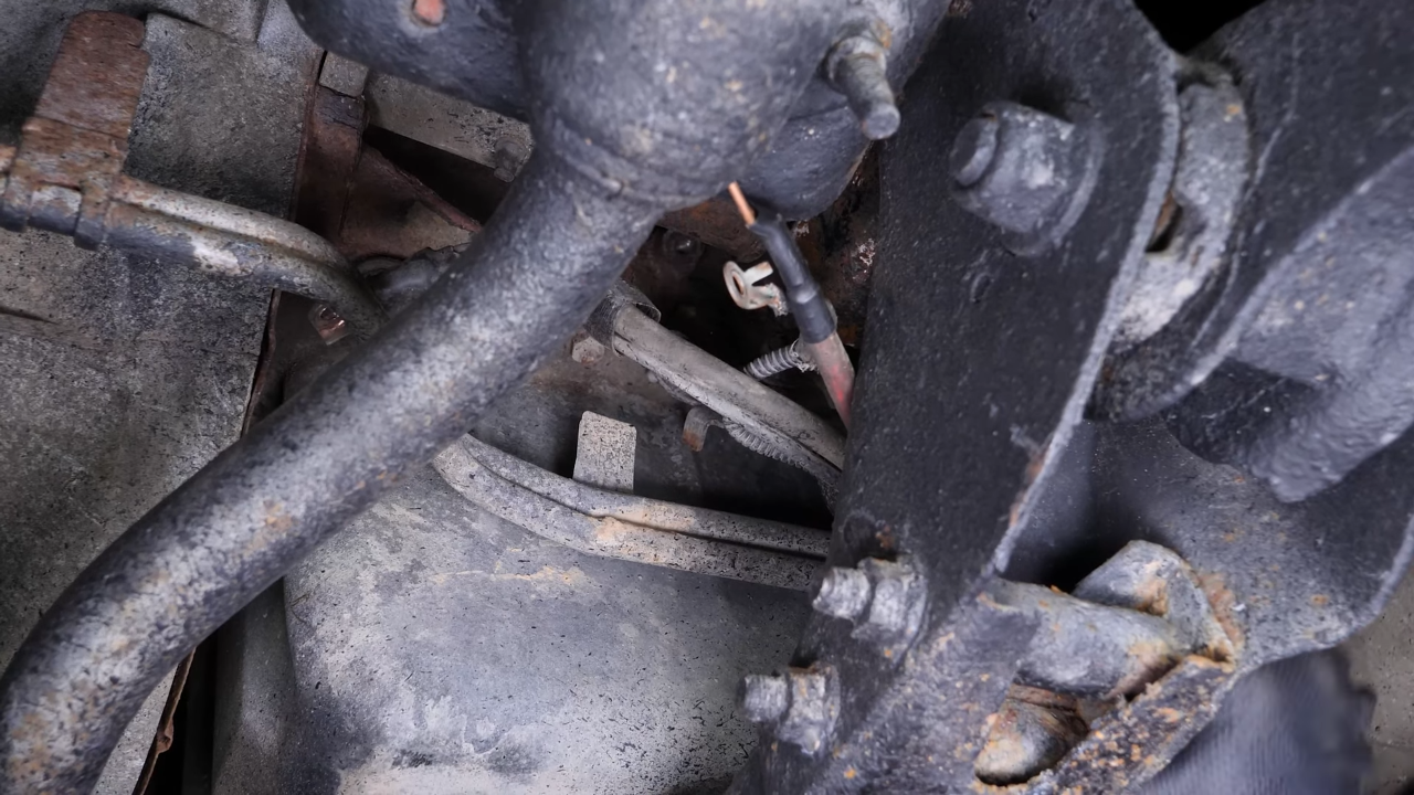 Remove the starter