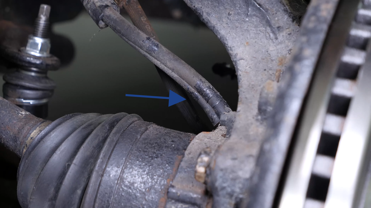 Remove the wheel hub actuator