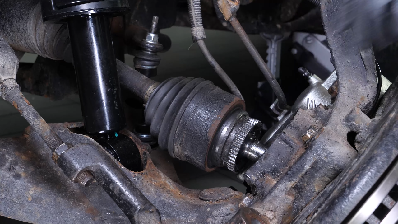 Remove the wheel hub actuator
