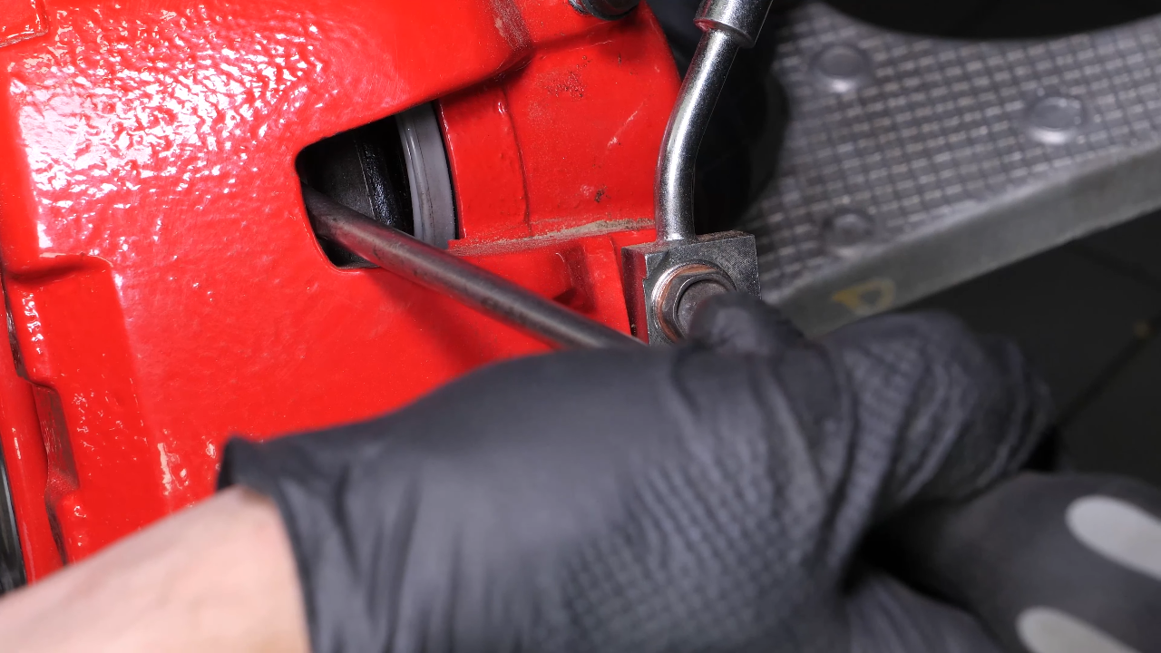 Retract the piston