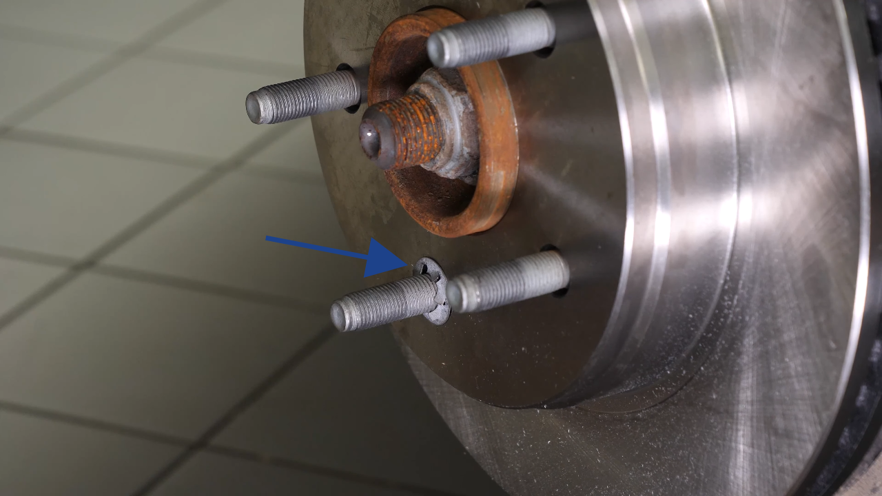 Install the new brake disc