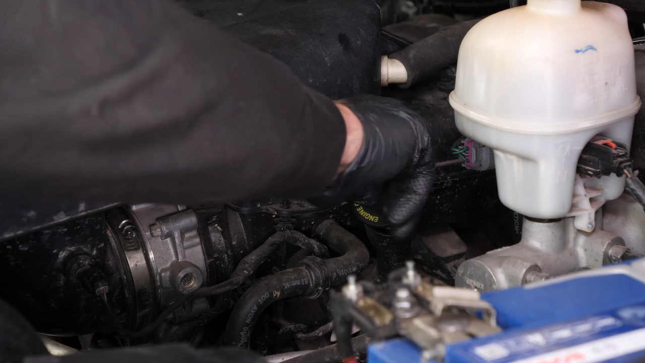 Pour oil back into the motor