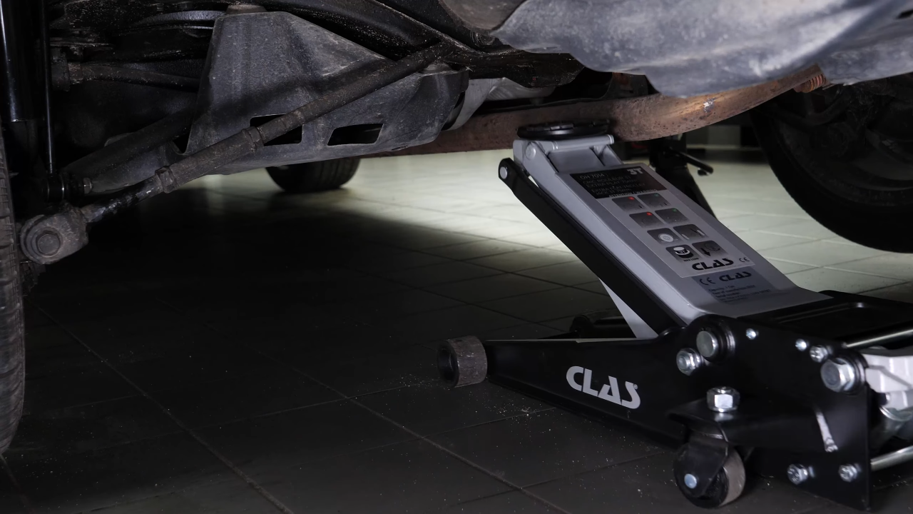 Rear lifting