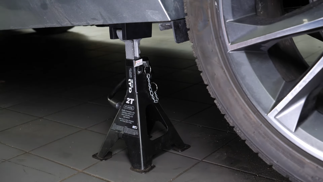 Lift the vehicle