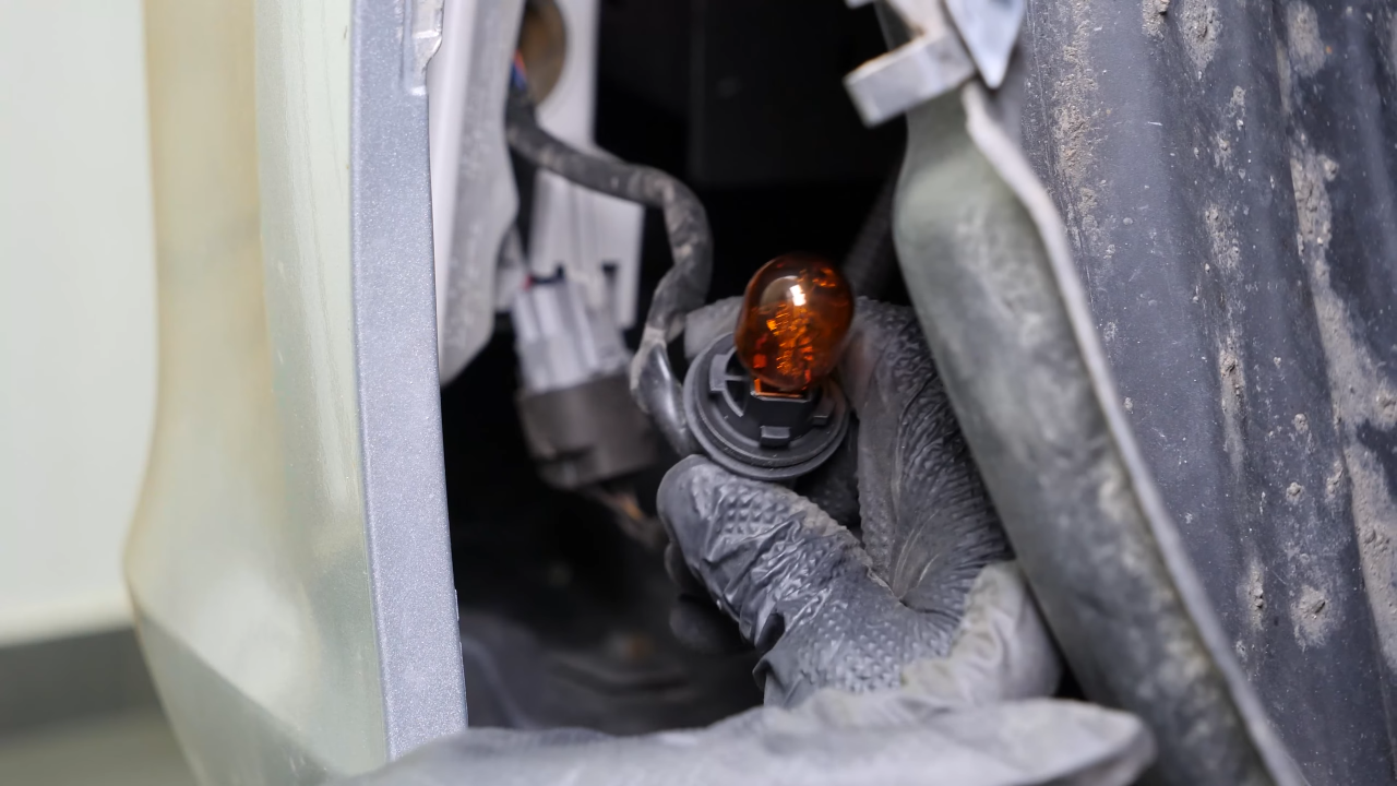 Replace turn signal bulb