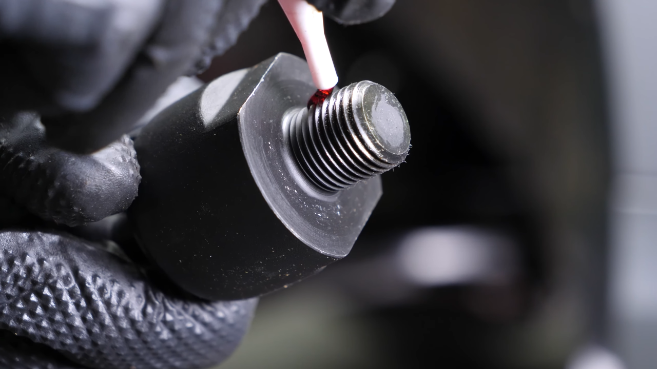 Put the inner tied rod back