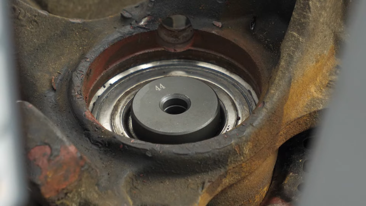 Remove the bearing