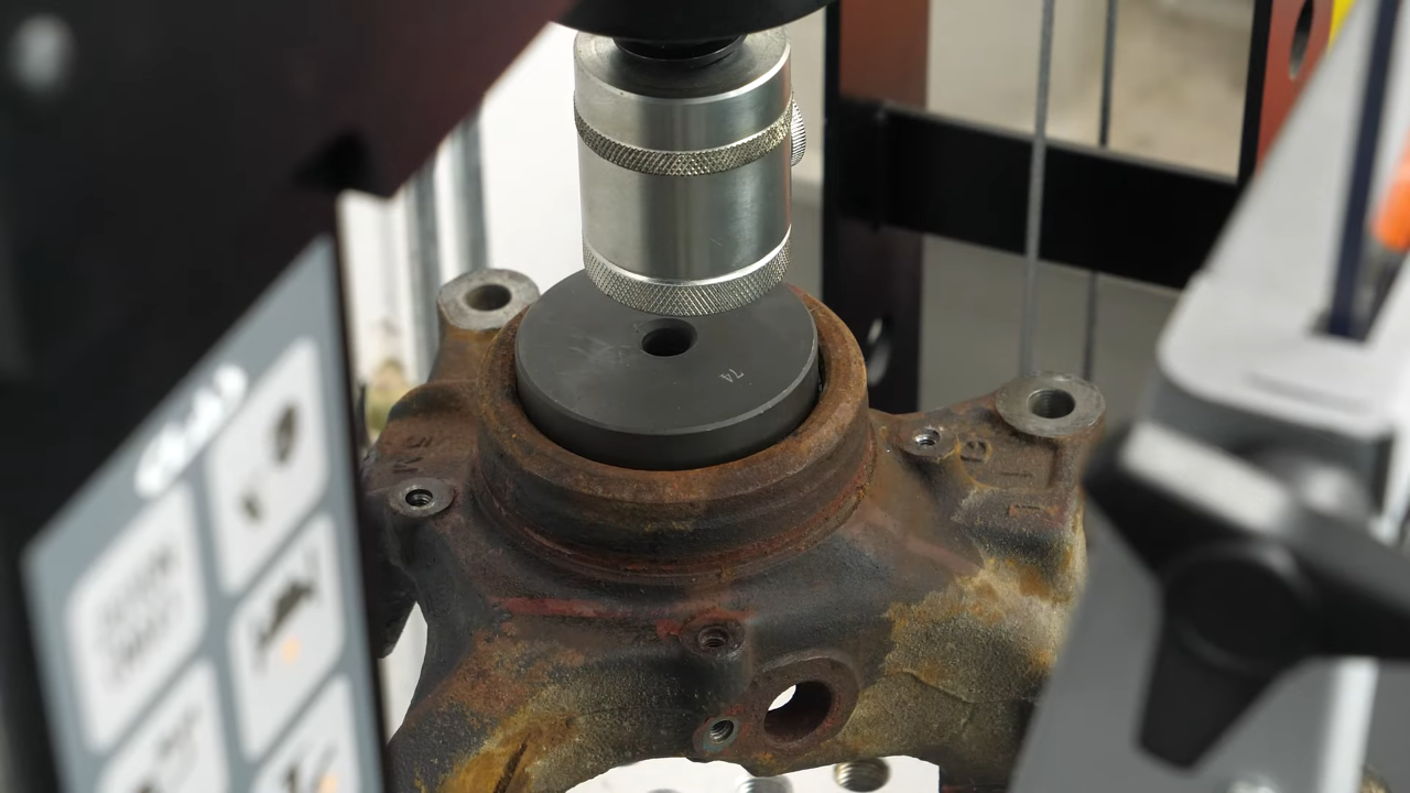 Remove the bearing