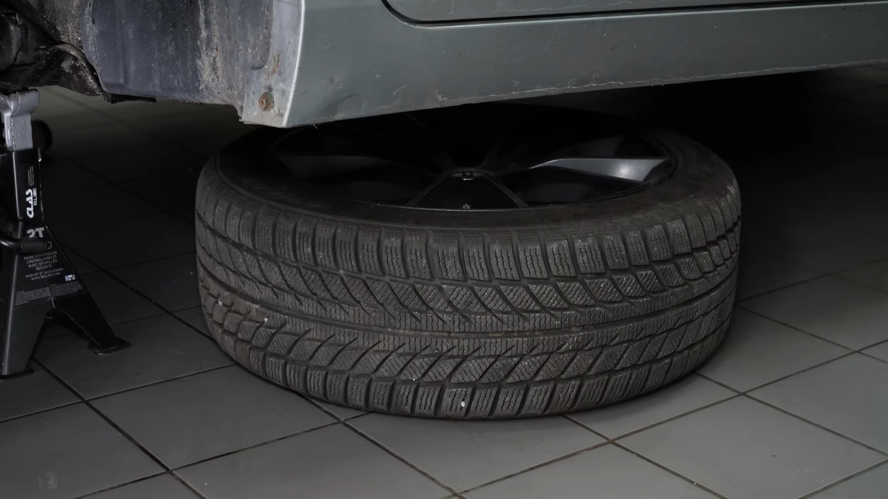 Lift the vehicle