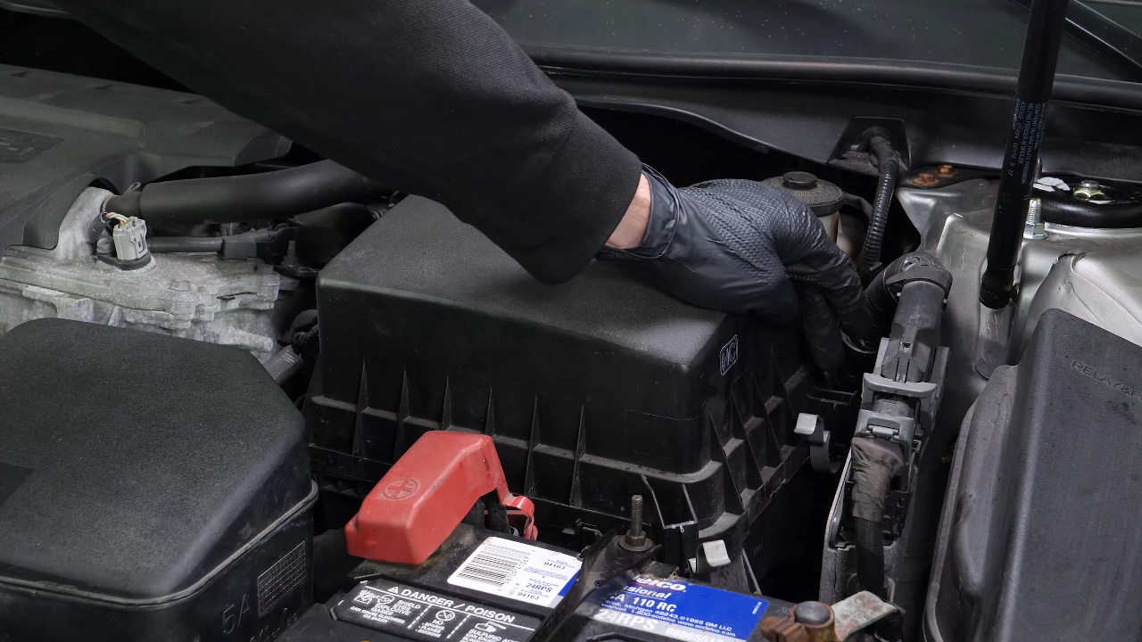 Access the air filter
