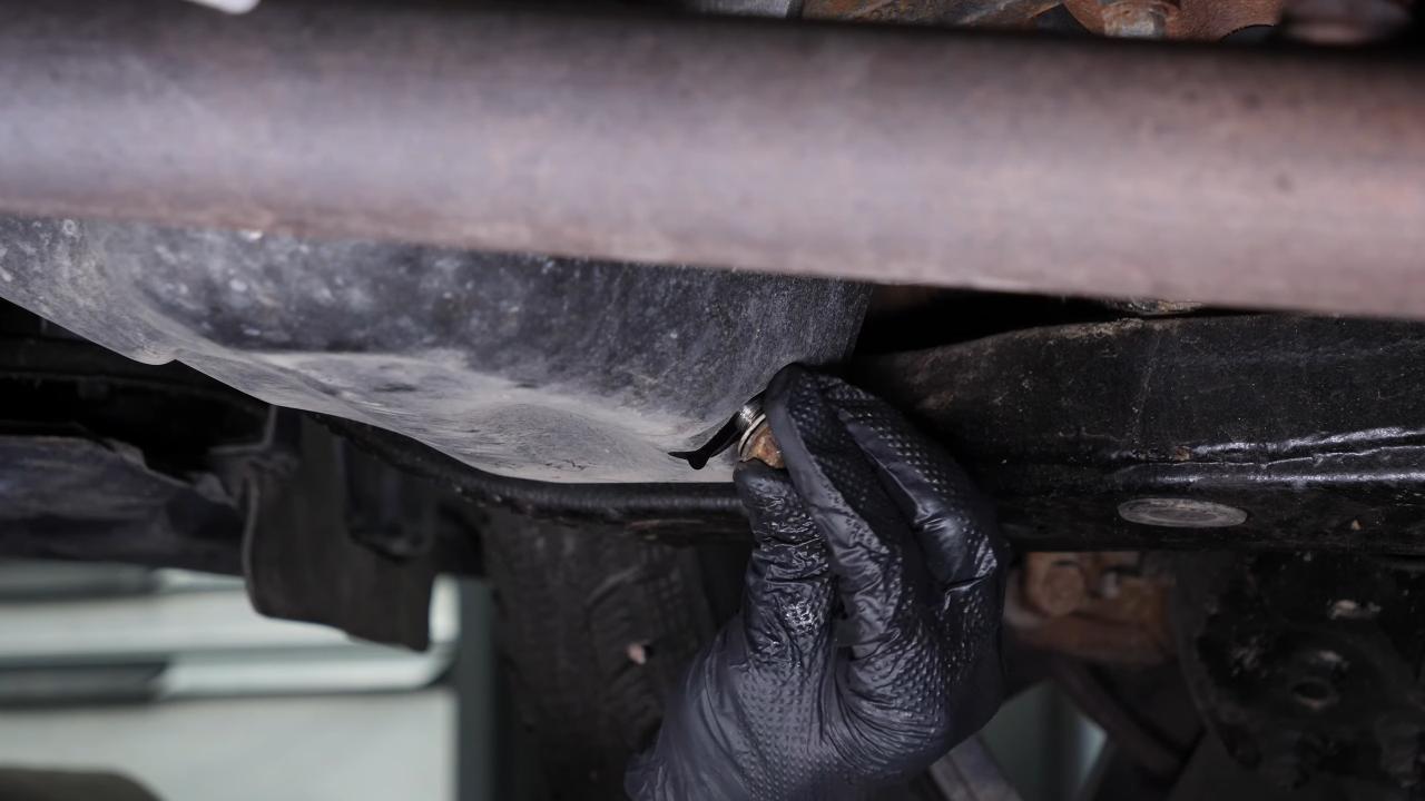 Install the new drain plug