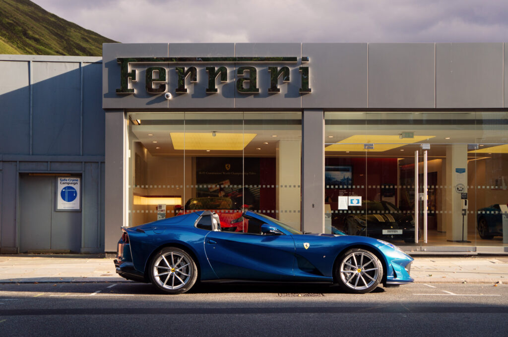 ferrari 812 gts v12