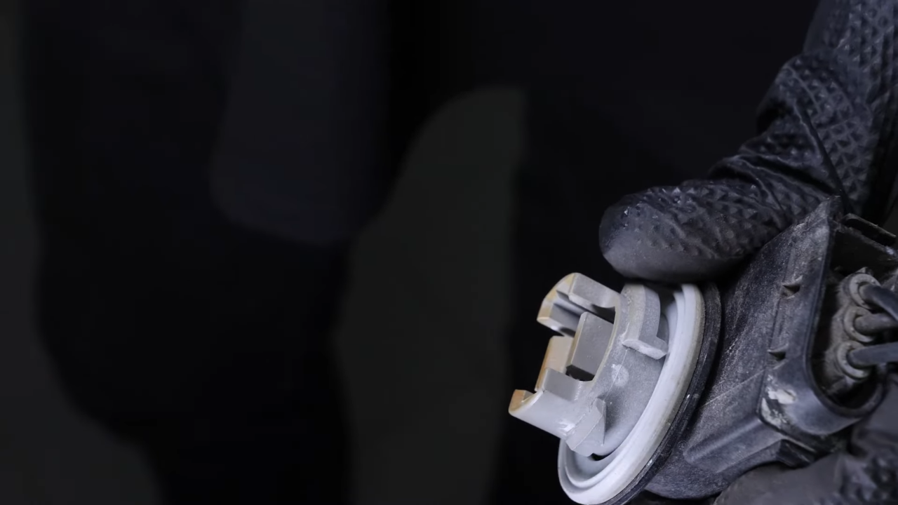 Replace the tail light bulbs