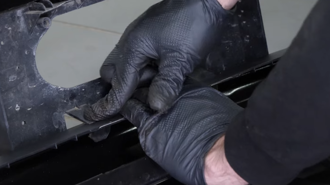Reinstall the valance