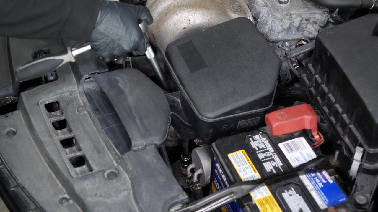 Remove the transmission mount