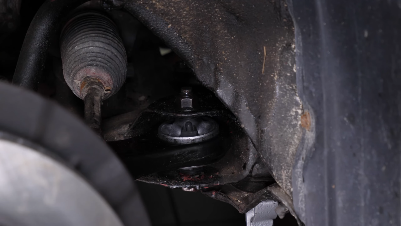 Set up the new control arm