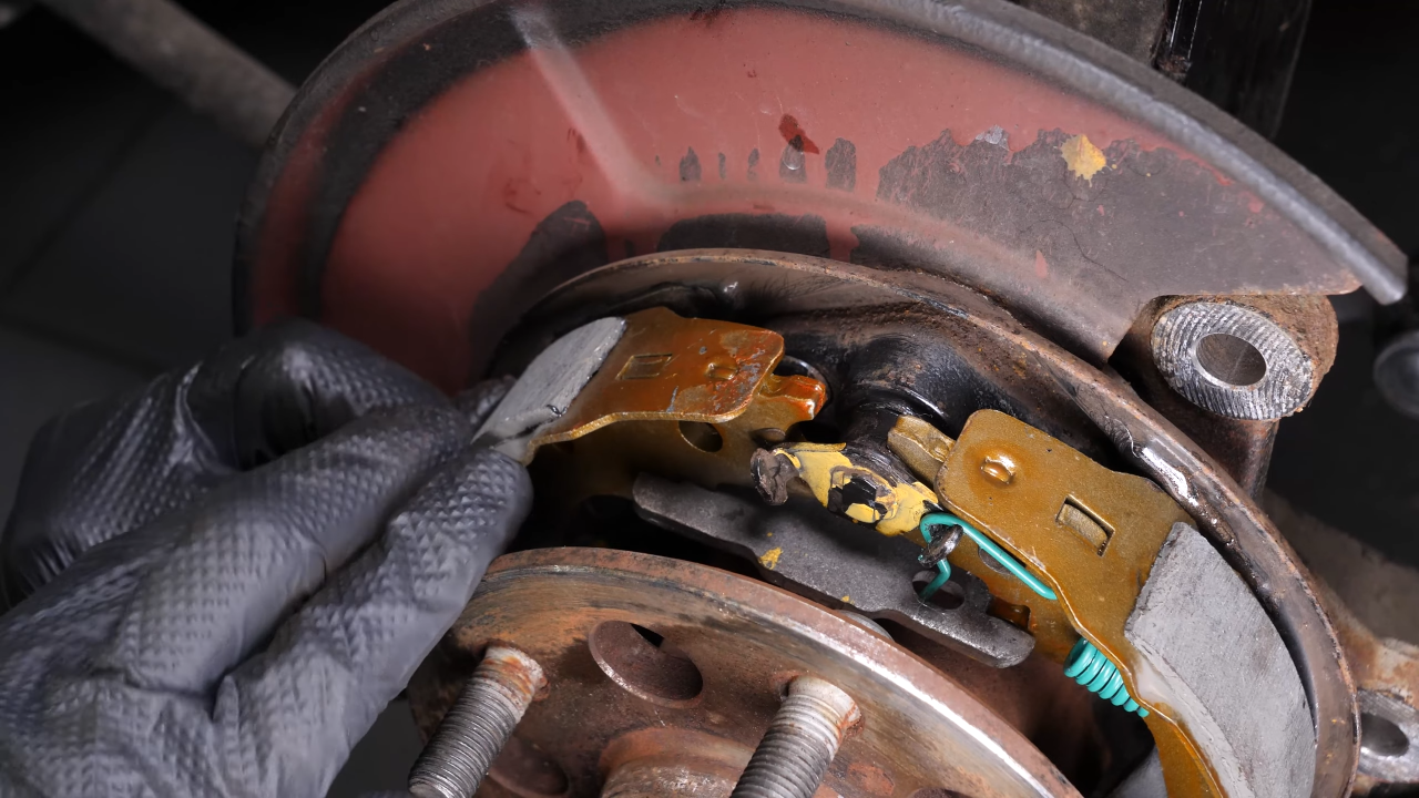 Install the forward brake shoes