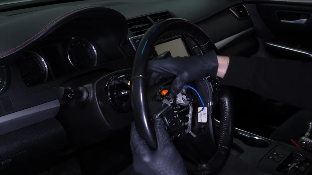 Put the steering wheel back