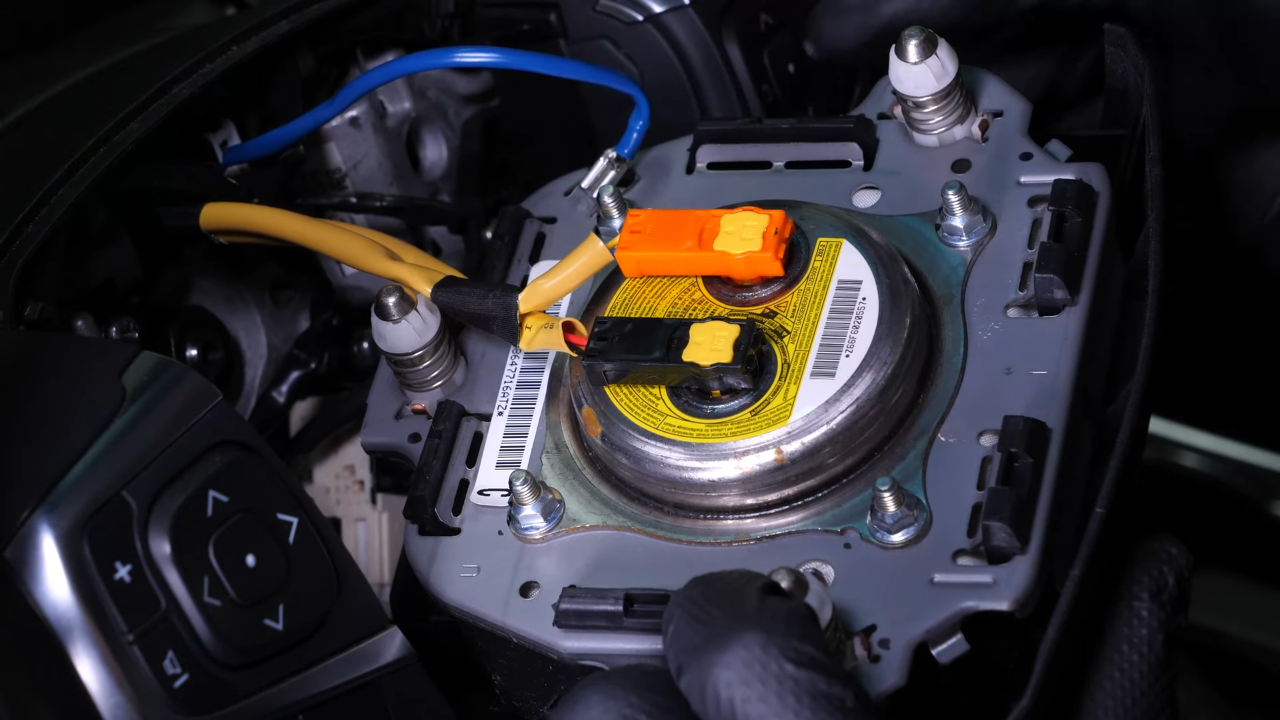 Reconnect the connectors