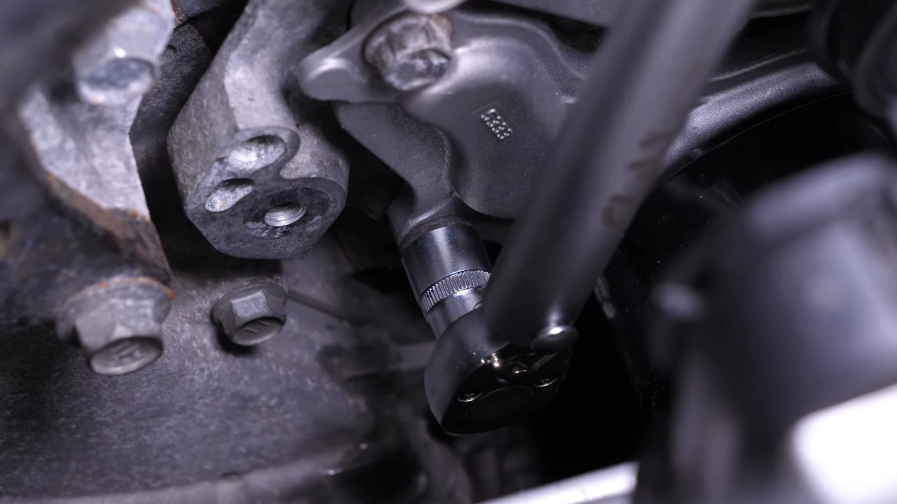 Install the new water pump