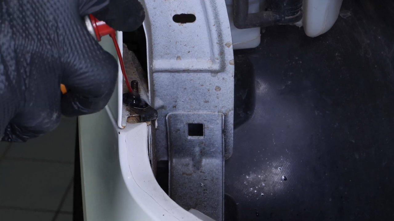 Remove the bumper cover / fender holding screws