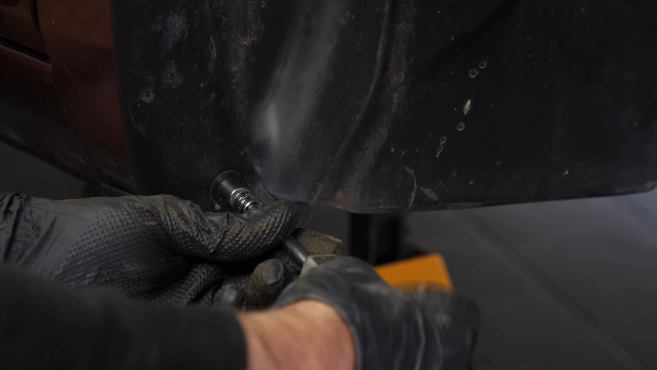 Remove the mudguard