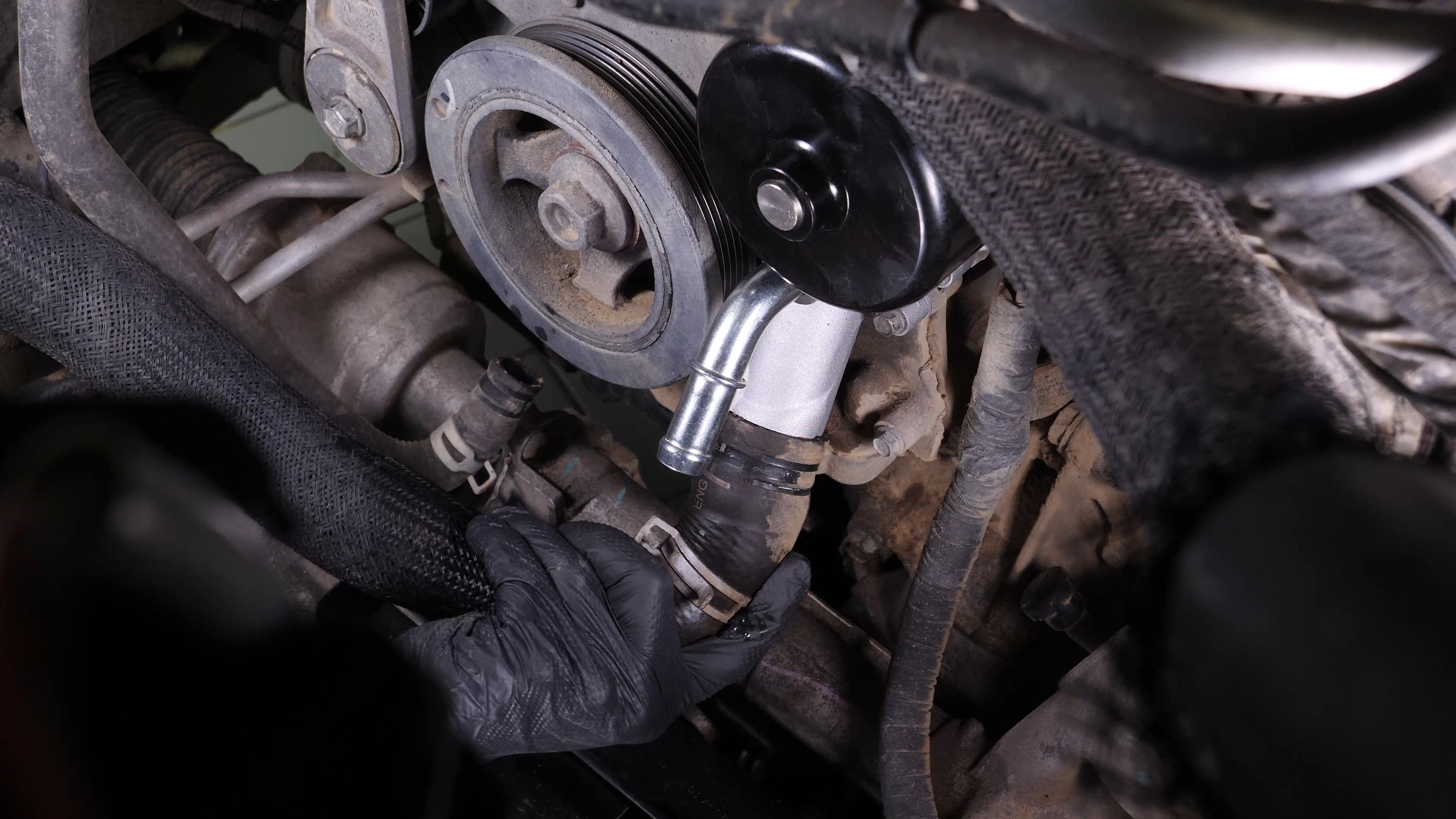 Install the new water pump