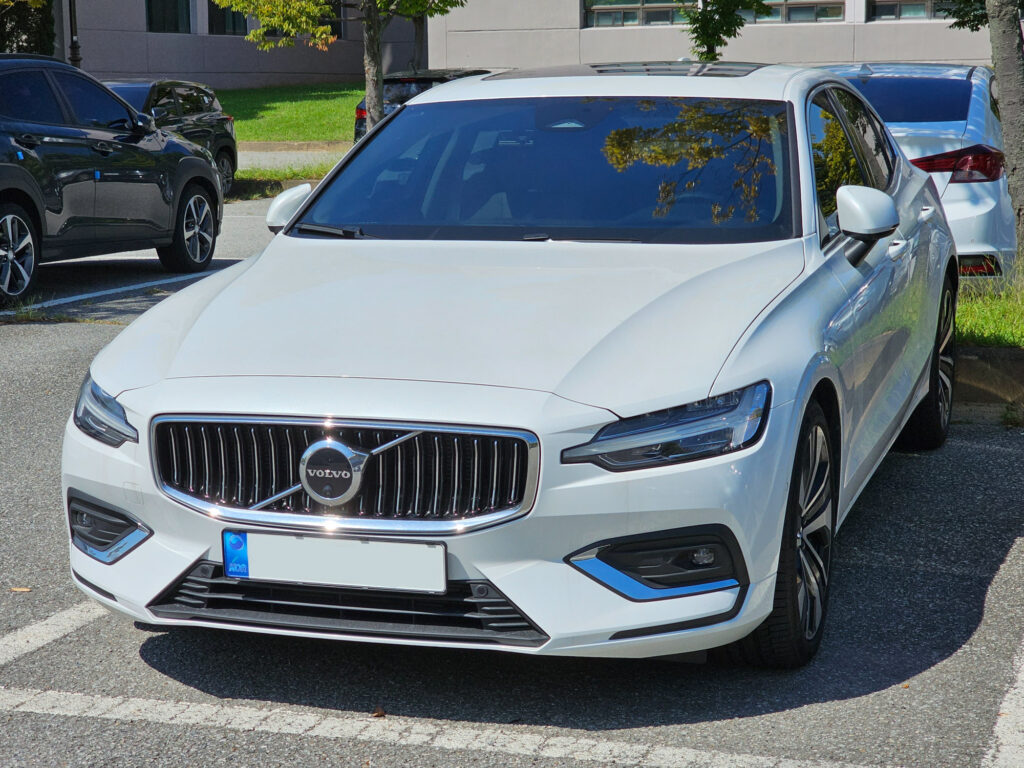 Volvo S60 B5 Ultimate Wikimedia