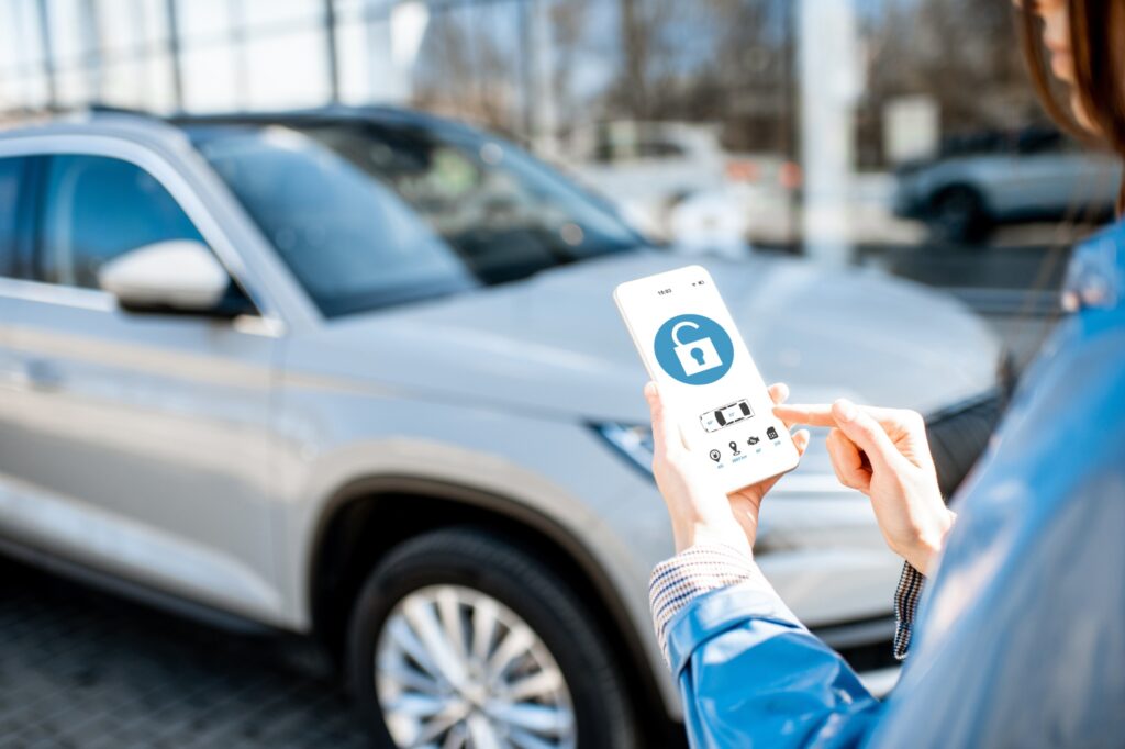 unlocking car with digital key smartphone