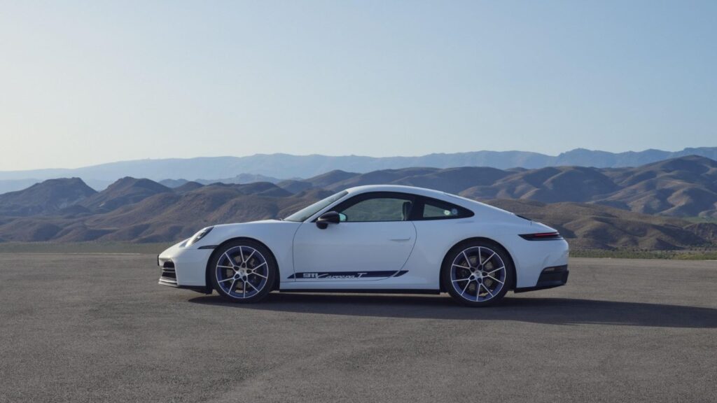 side shot of a 2025 porsche 911 carrera T
