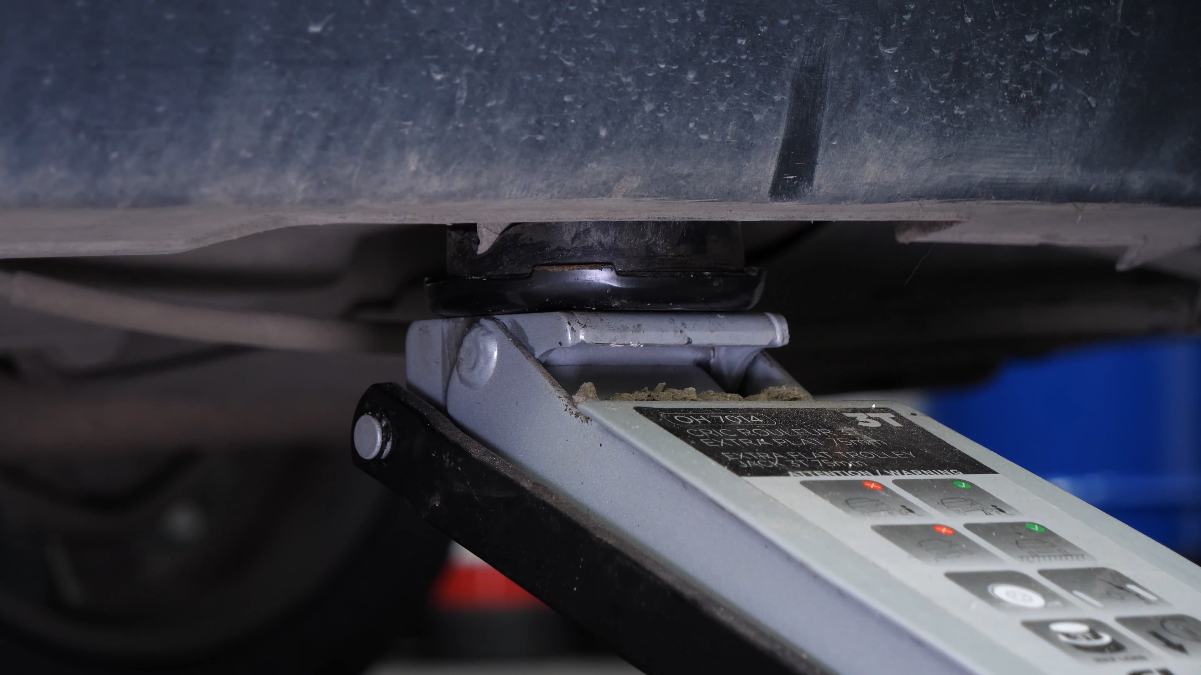 Lift the vehicle