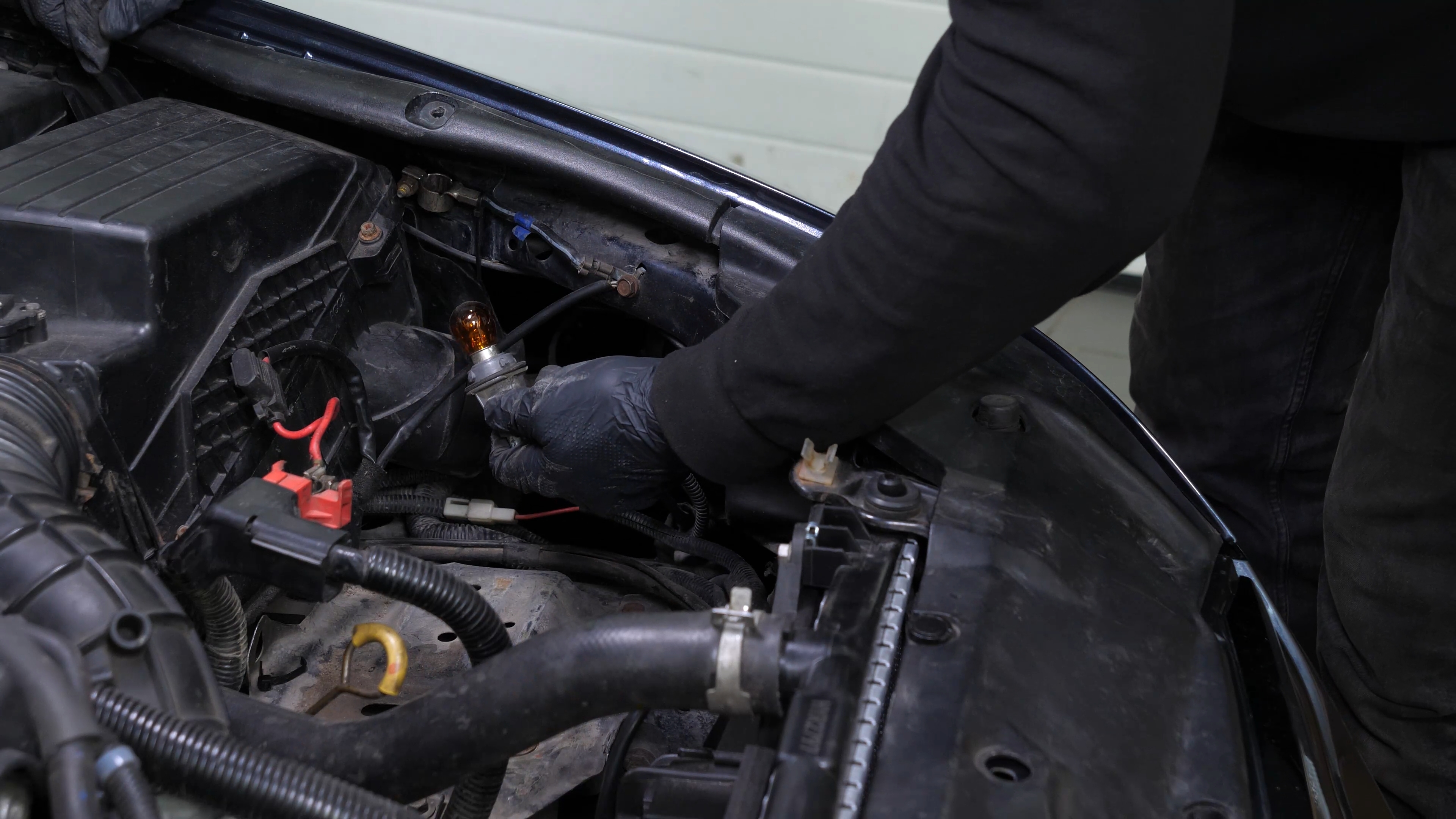 Replace turn signal bulb
